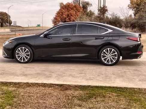 Used 2019 Lexus ES 350 image 4
