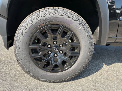 New 2026 Chevrolet Colorado Trail Boss AWD/4WD image 10