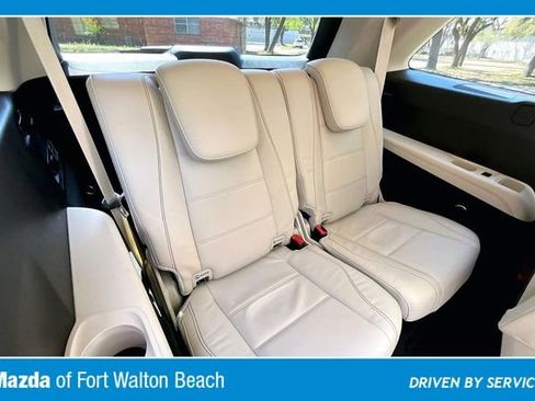 Used 2023 Mercedes-Benz GLS 580 4MATIC image 37
