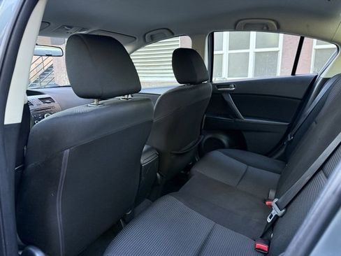 Used 2013 MAZDA MAZDA3 i SV w/ Convenience Pkg image 24