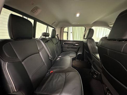 Used 2024 RAM 2500 Laramie AWD/4WD image 18