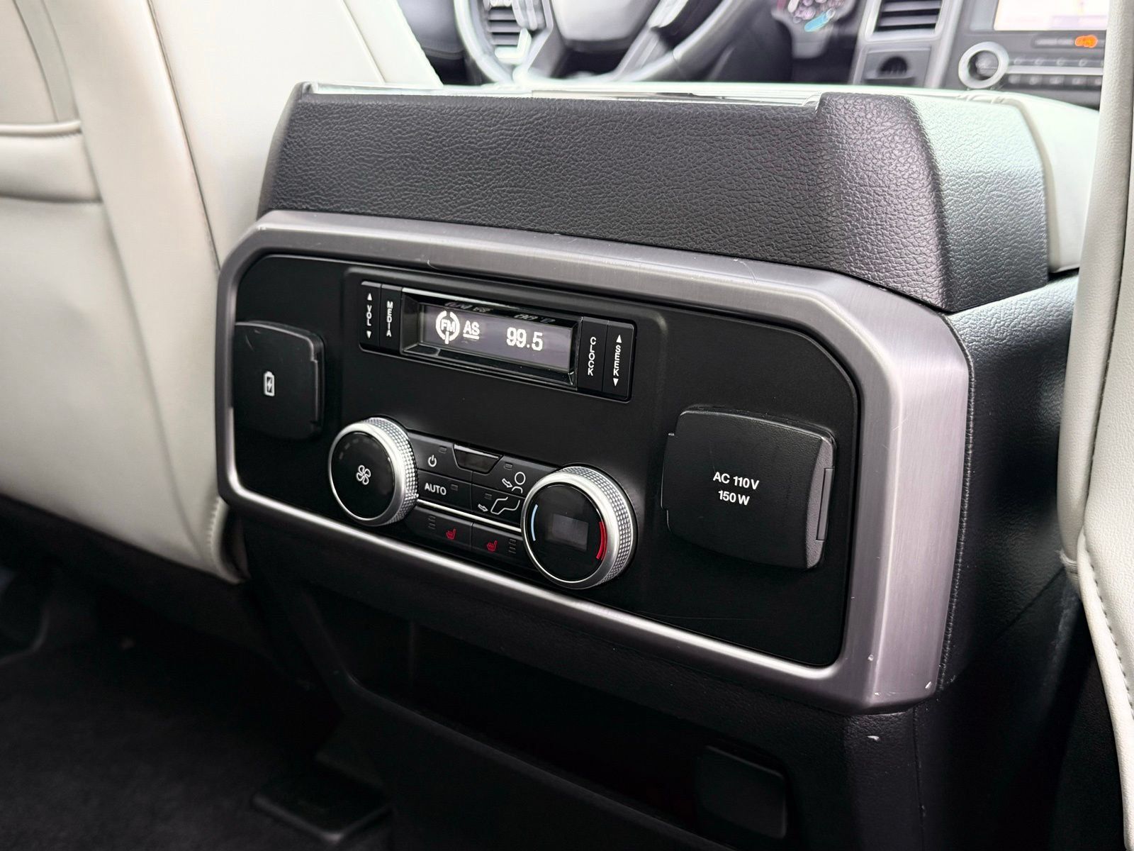 Used 2020 Ford Expedition Platinum RWD image 26