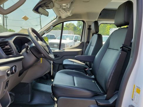 New 2024 Ford Transit 350 Low Roof image 7