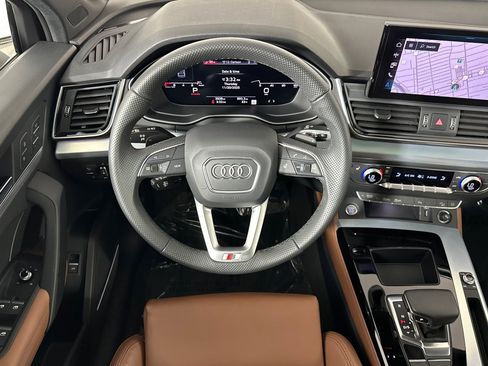 Used 2025 Audi Q5 2.0T Premium Plus w/ Premium Plus Package image 13