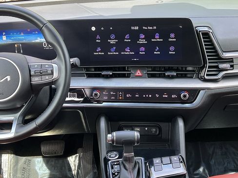 Used 2023 Kia Sportage SX image 42