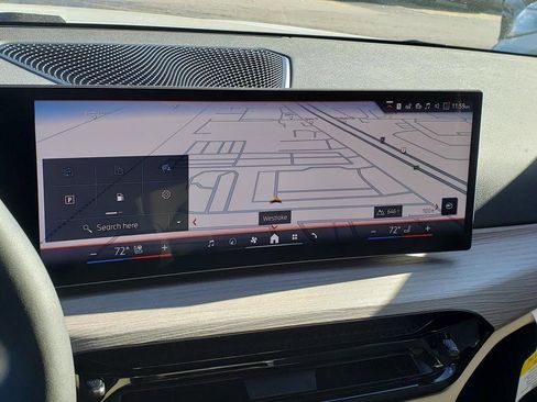 New 2026 BMW 330i xDrive Sedan w/ Premium Package image 10