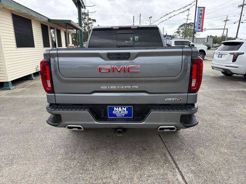 Used 2022 GMC Sierra 1500 AT4 w/ AT4 Premium Package AWD/4WD image 7
