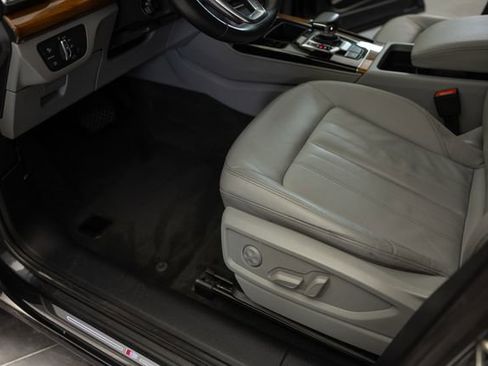 Used 2022 Audi Q5 2.0T Premium Plus AWD/4WD image 12