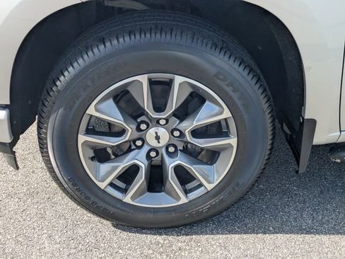 Used 2020 Chevrolet Silverado 1500 RST w/ All-Star Edition image 12