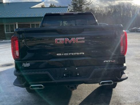 Certified 2023 GMC Sierra 1500 AT4 w/ AT4 Premium Package image 7