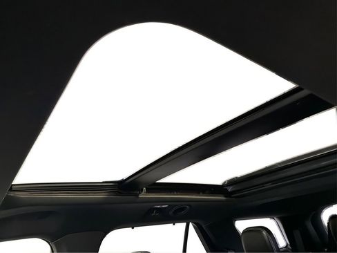 Used 2020 Ford Explorer ST w/ ST Street Pack image 21