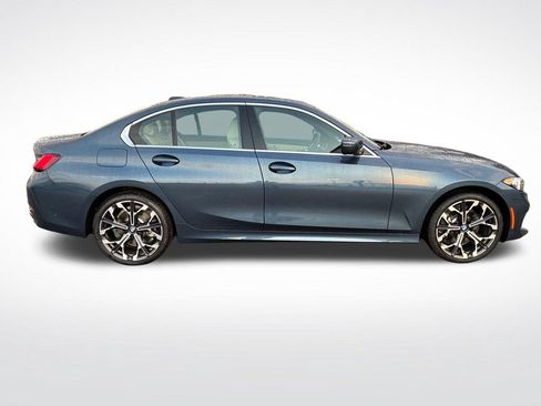 New 2026 BMW 330i xDrive Sedan w/ Convenience Package AWD/4WD image 2