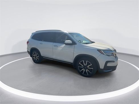 Used 2019 Honda Pilot Touring image 2