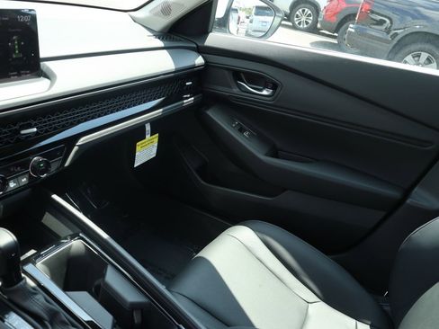New 2026 Honda Accord EX-L image 23