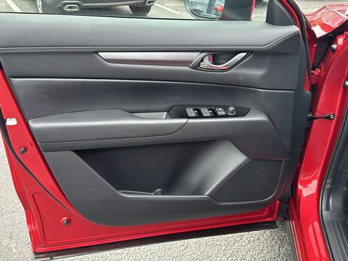 Used 2025 MAZDA CX-5 AWD 2.5 S w/ Select Package image 11