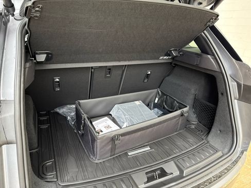 Used 2026 Land Rover Range Rover Evoque S image 18