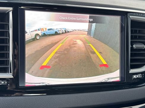 New 2026 Chrysler Voyager LX image 18