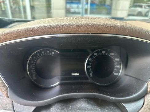 Used 2018 Lincoln MKC Reserve w/ Lincoln MKC Climate Package AWD/4WD image 3