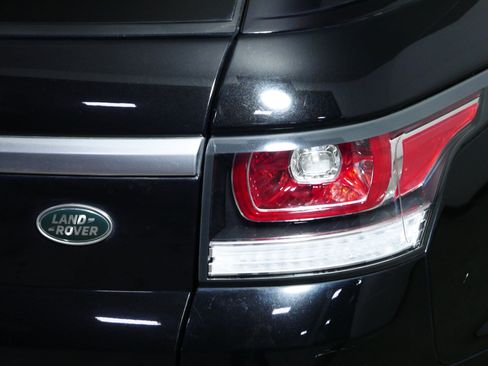 Used 2014 Land Rover Range Rover Sport Supercharged image 17