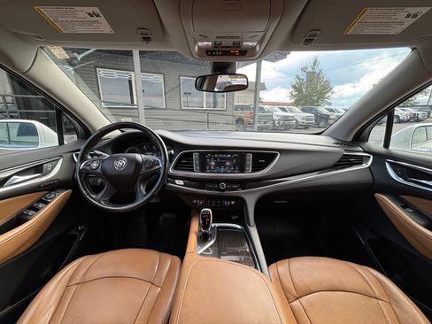 Used 2018 Buick Enclave Premium w/ Experience Buick Package AWD/4WD image 25