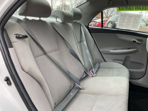 Used 2013 Toyota Corolla LE w/ Premium Pkg image 34