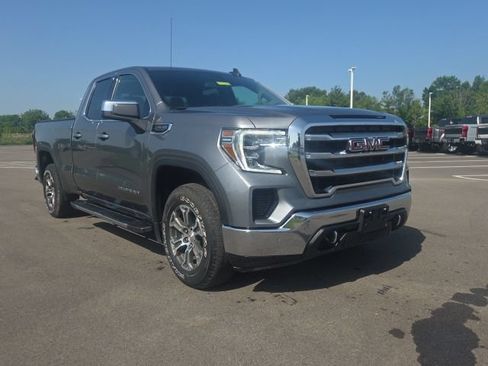 Used 2021 GMC Sierra 1500 SLE w/ X31 Off-Road Package AWD/4WD image 1