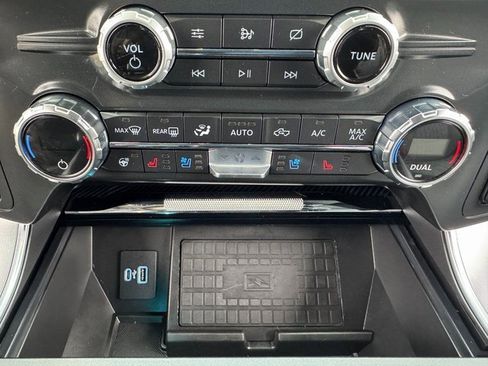 Used 2021 Ford F150 Limited image 30