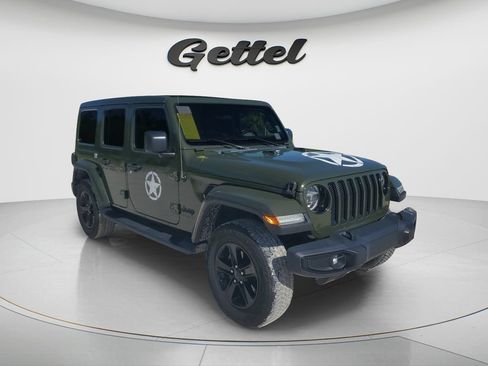 Used 2021 Jeep Wrangler Unlimited Sahara AWD/4WD image 3