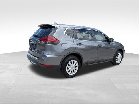 Used 2019 Nissan Rogue S FWD image 7