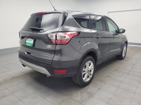 Used 2017 Ford Escape SE AWD/4WD image 9