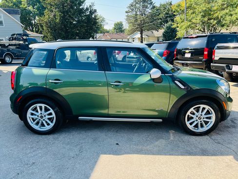 Used 2015 MINI Cooper Countryman S image 2