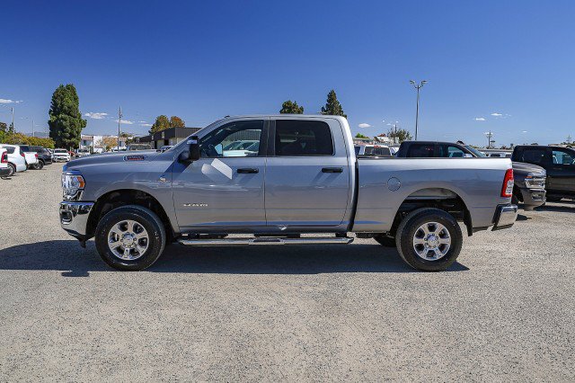 Used 2024 RAM 2500 Big Horn AWD/4WD image 10