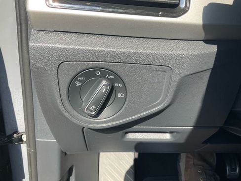 Used 2021 Volkswagen Atlas Cross Sport SEL Premium R-Line AWD/4WD image 17