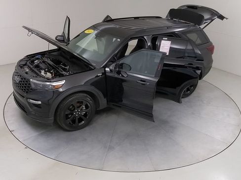 Certified 2023 Ford Explorer ST-Line AWD/4WD image 59