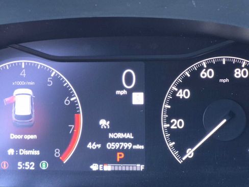 Certified 2023 Honda Pilot Touring image 31