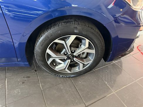 Used 2021 Kia Forte LXS FWD image 29
