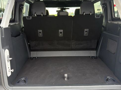 Used 2025 Ford Bronco Outer Banks AWD/4WD image 9