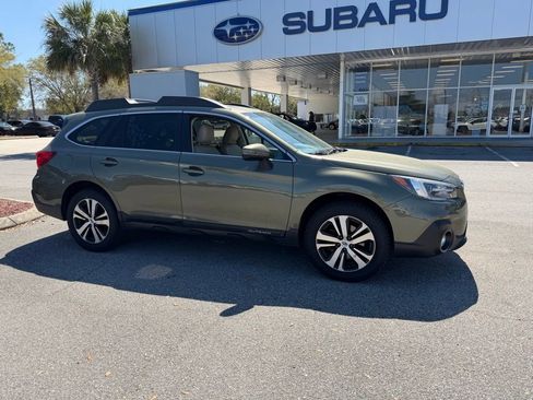 Used 2019 Subaru Outback 2.5i Limited image 1