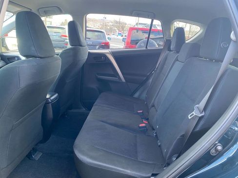 Used 2018 Toyota RAV4 LE w/ All Weather Liner Package image 22