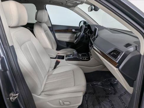 Used 2019 Audi Q5 2.0T Premium Plus AWD/4WD image 24
