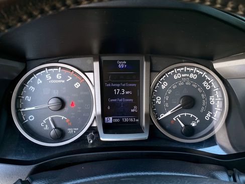 Used 2019 Toyota Tacoma SR5 image 27