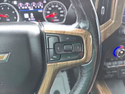 Used 2021 Chevrolet Silverado 2500 LTZ w/ Z71 Chrome Sport Edition image 22