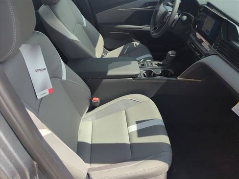 Used 2026 Toyota Camry SE FWD image 5