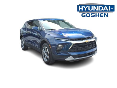 Used 2023 Chevrolet Blazer LT image 3