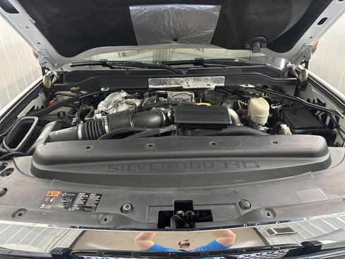 Used 2017 Chevrolet Silverado 2500 High Country w/ Duramax Plus Package image 43