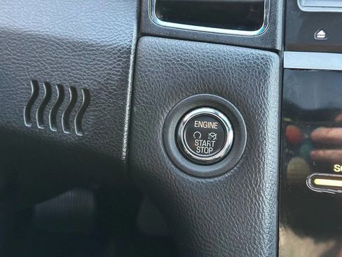 Used 2014 Ford Taurus Limited w/ Equipment Group 301A image 21