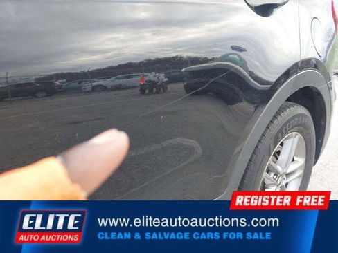 Used 2017 Hyundai Santa Fe Sport image 11