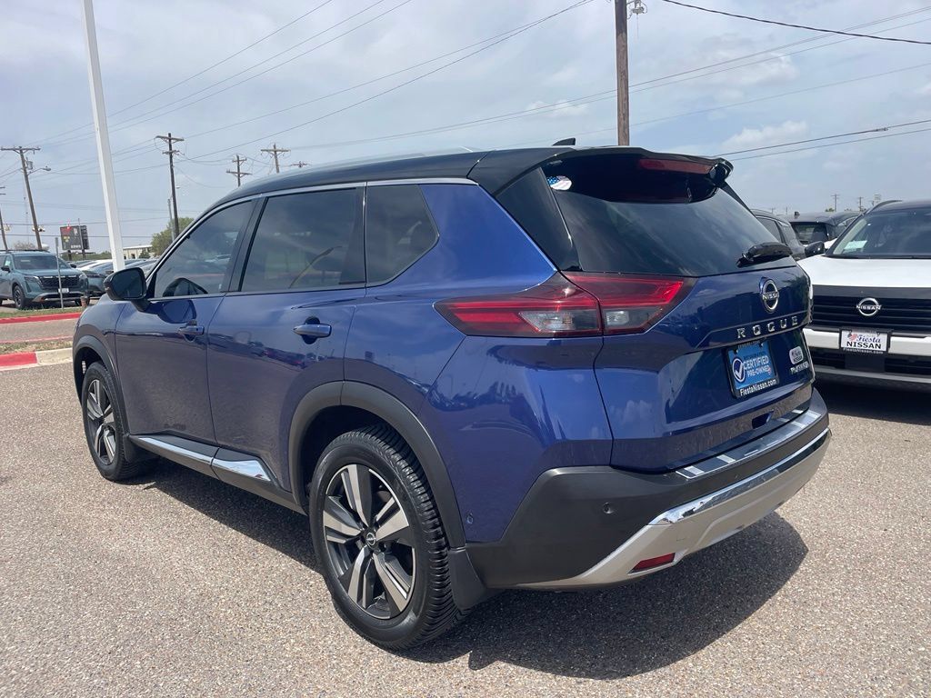 Certified 2023 Nissan Rogue Platinum w/ Platinum Premium Package FWD image 5
