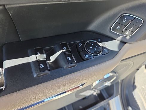 Used 2023 Ford Expedition Limited RWD image 21
