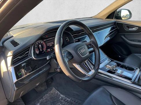 Used 2020 Audi Q8 Prestige image 10